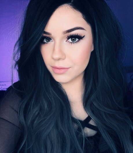 Mina Harker onlyfans leaked tits