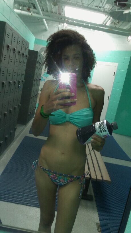 Prettimixedbish naked onlyfans