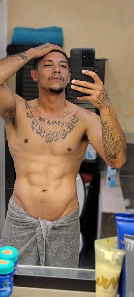 Papi To Nice nude onlyfans leaked