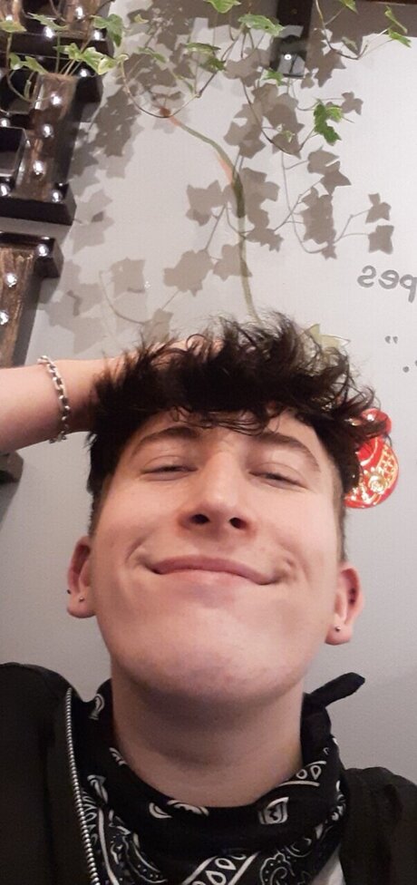 Frank Howard onlyfans nudes leaked