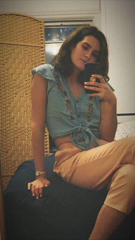 Maebly onlyfans sexy