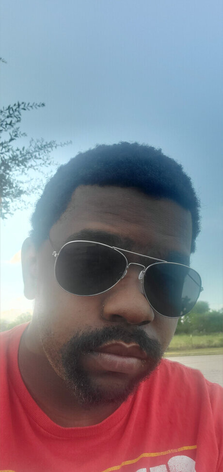 UBERDICK onlyfans pictures