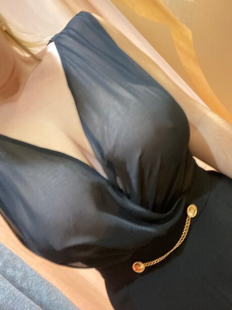 Julia Leroy nudes onlyfans leaked