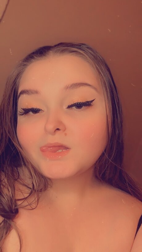 jada onlyfans model images