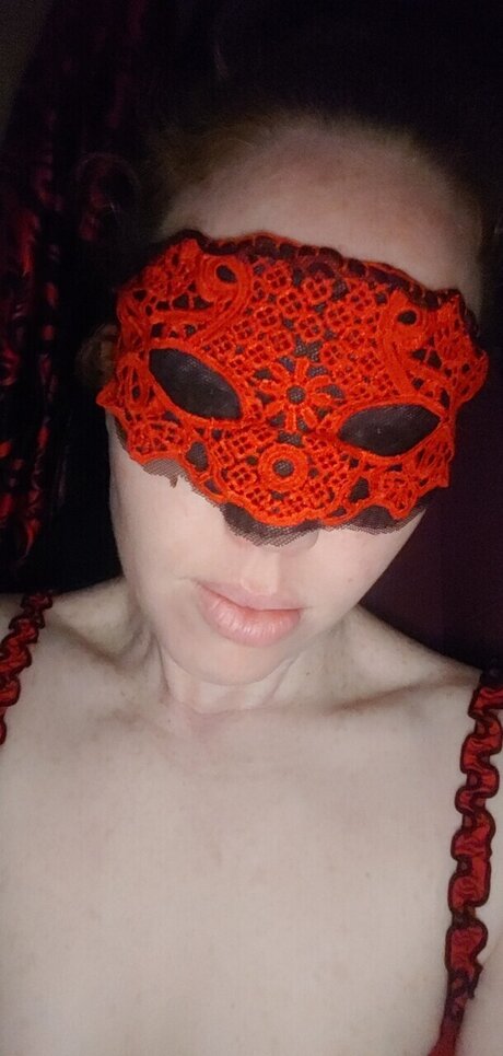 Maskedlingerie onlyfans leak ass