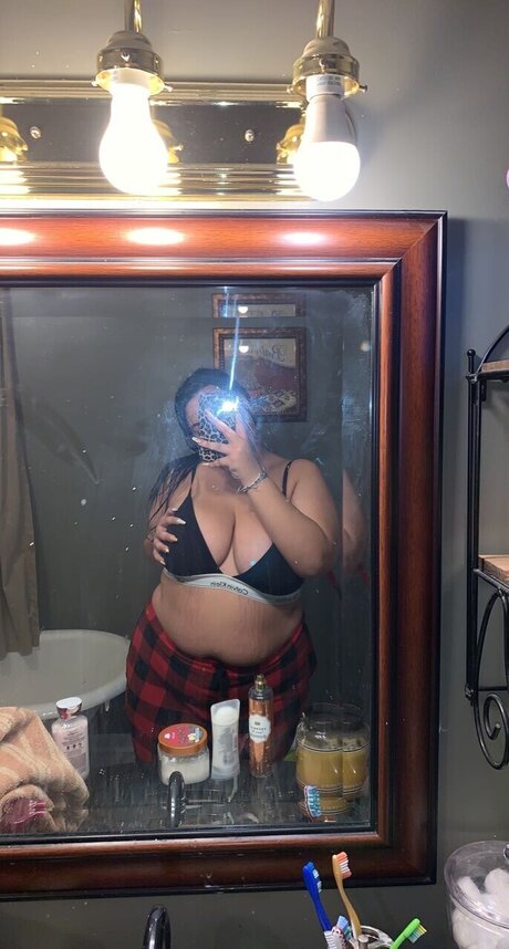 kira only fans nudes