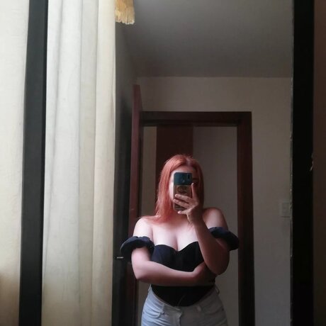 Estef Zambrano onlyfans exposed