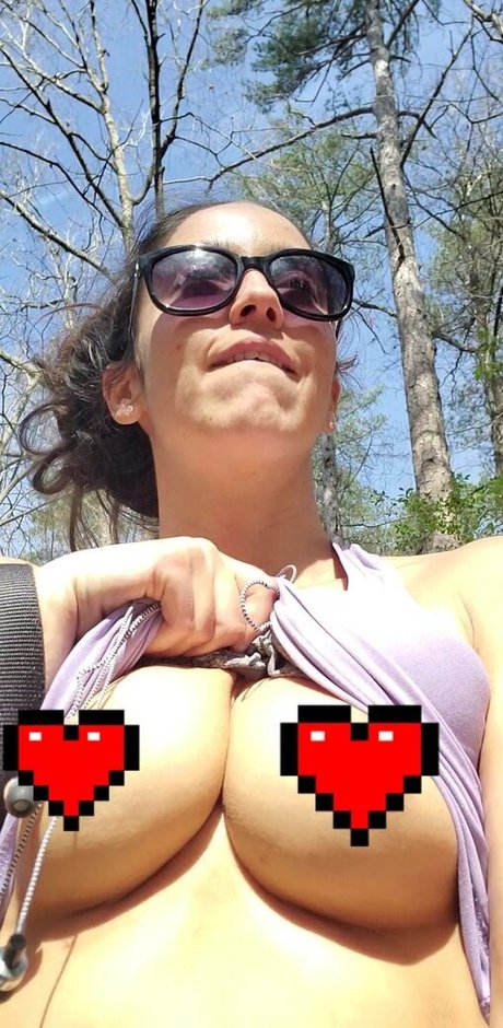 Arianna Marie onlyfans lesk