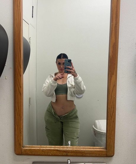 Lex Saige onlyfans free