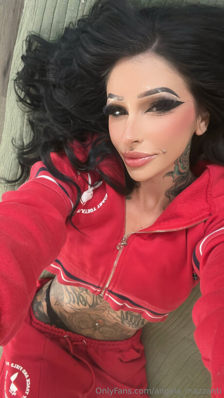 Angela Mazzanti onlyfans leaked tits