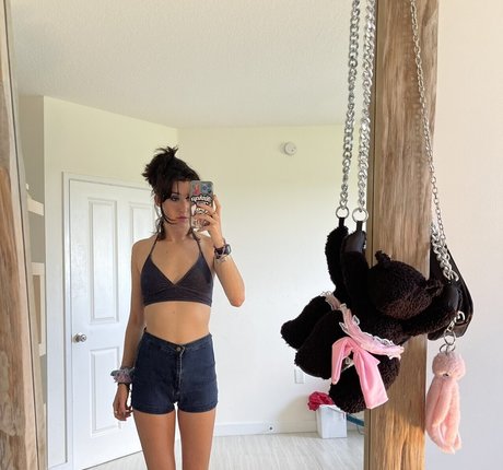 Anne Frank only fans free