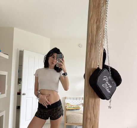 Anne Frank onlyfans pics nude