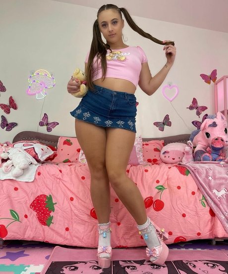 Gia Derza onlyfans leaj