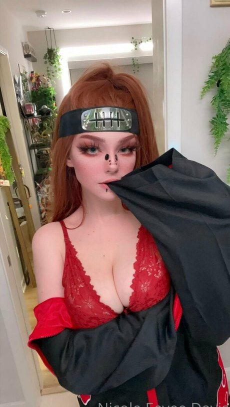 Eevee Davis nude onlyfans