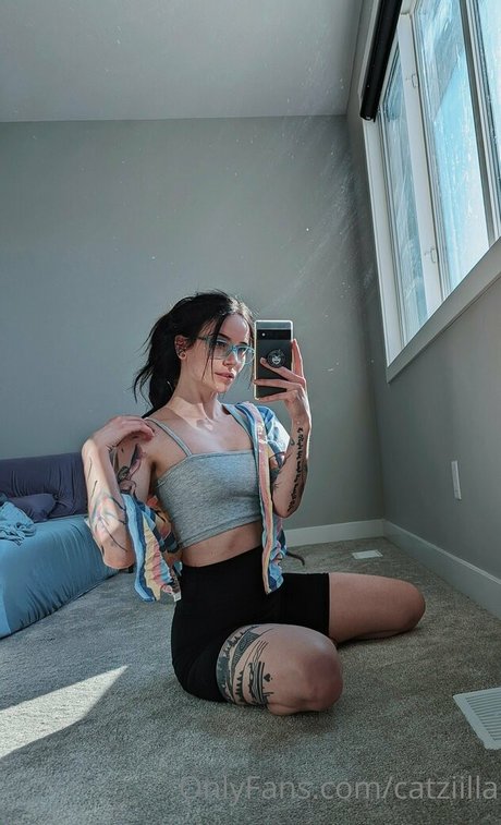 Catziilla onlyfans ass