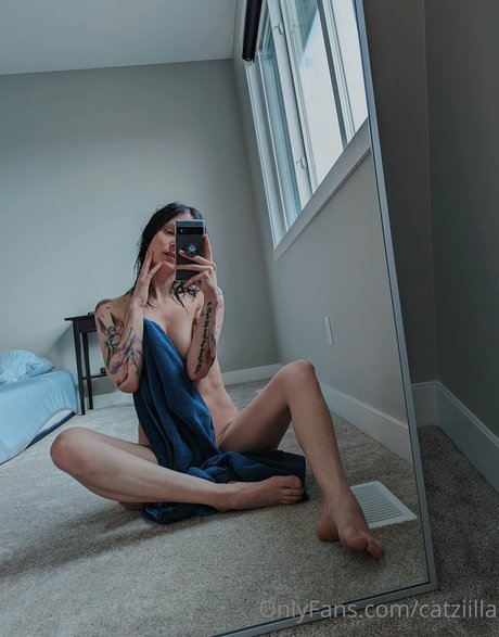 Catziilla free onlyfans