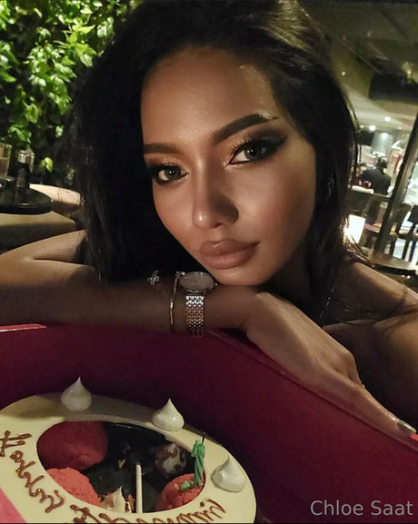 Chloe Saat ass onlyfans