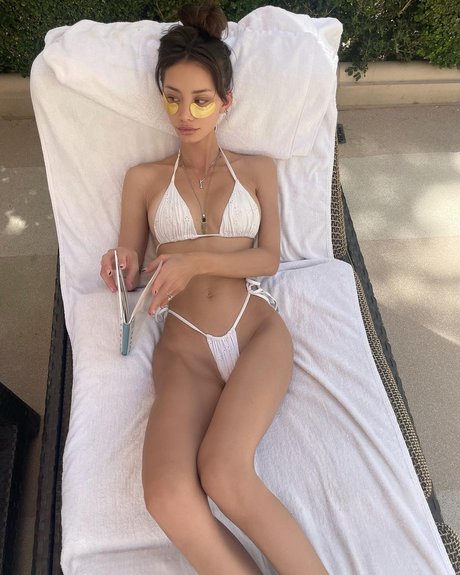 Kaile Goh only fans pic