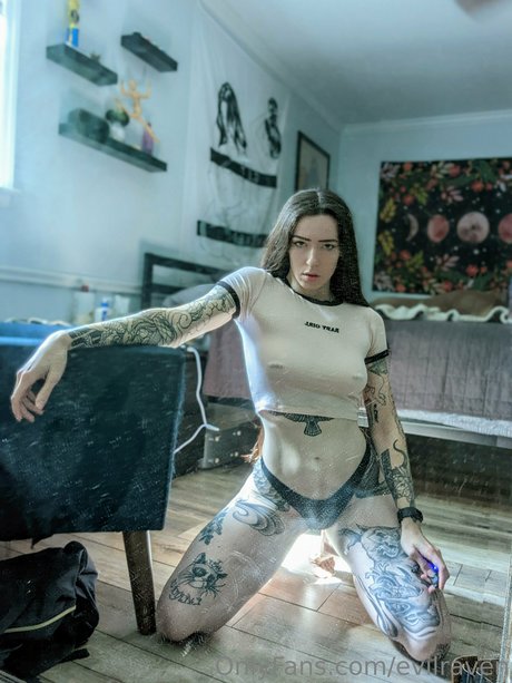 evilraven sex onlyfans