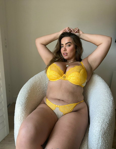 Julia Berit onlyfans picture