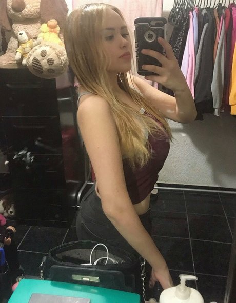 stephanie scarleth onlyfans leak