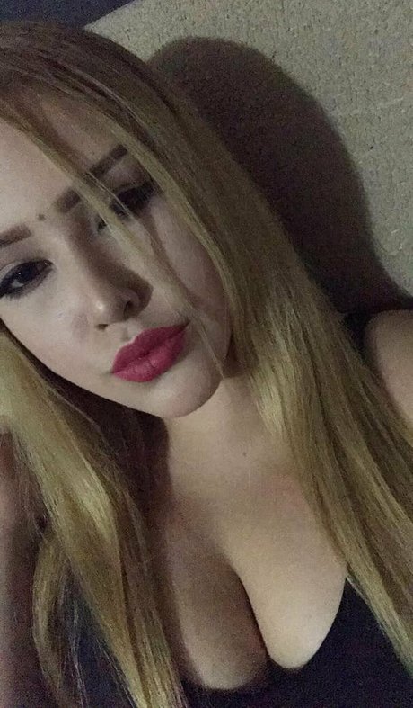 stephanie scarleth onlyfans leak nude