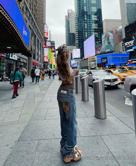 Notsick3_ onlyfans leaks