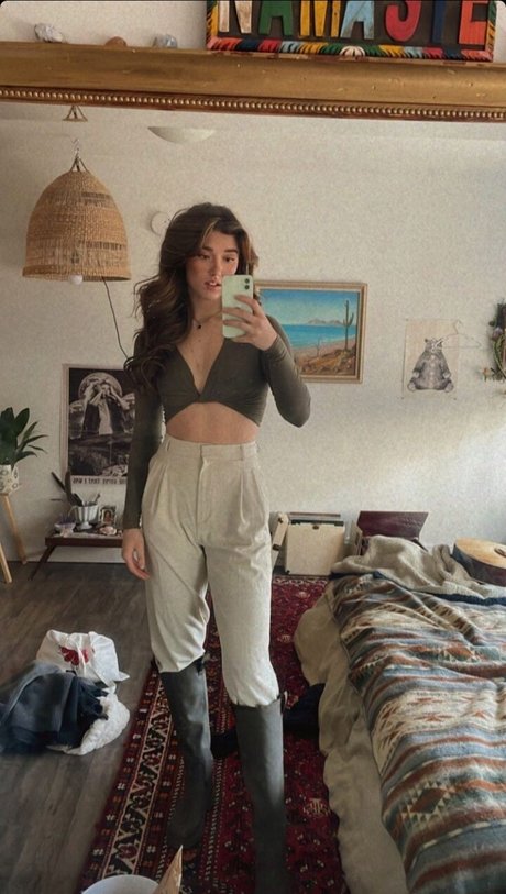 _Brooklyn Babe tits onlyfans