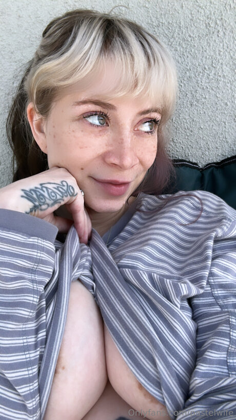 Pastelwife onlyfans nude pics