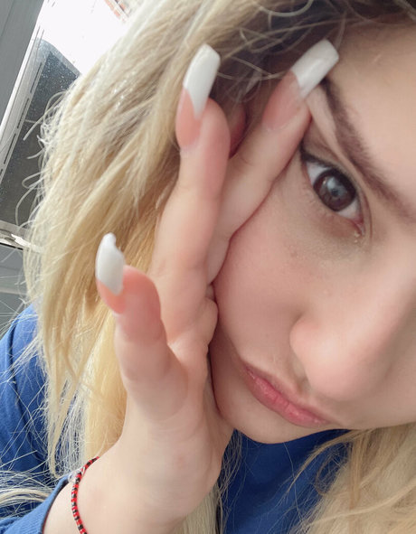 Baby caroline hot onlyfans