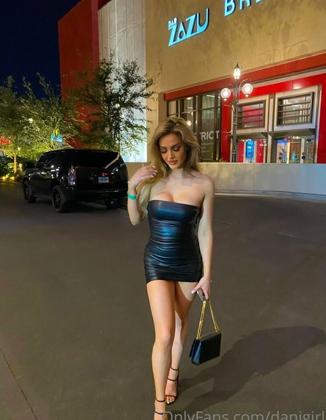danigirl strip onlyfans
