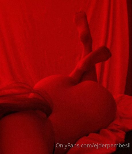 ejderpembesii nude leak onlyfans