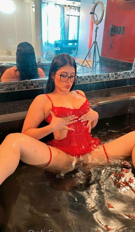 annykalif leaked onlyfans nude