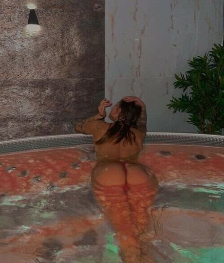 Sashenka Alexander onlyfans sextape leak