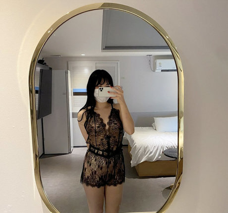 xoxo yuri onlyfans nude leaks