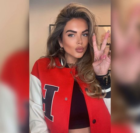 Nana Van Veghel nude onlyfans leak