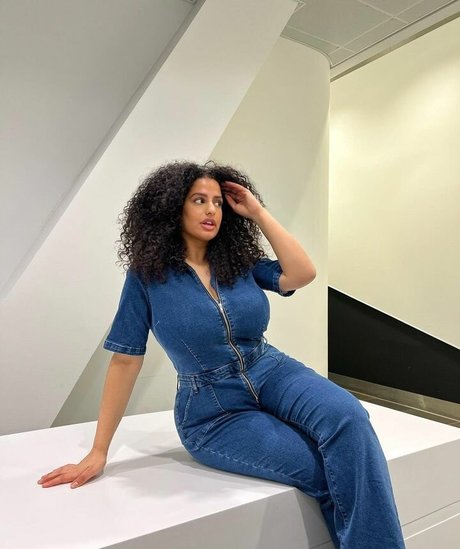 Anna Maria onlyfans photos