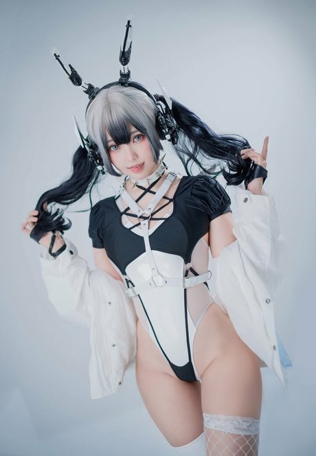 Ely Cosplay onlyfans model photos