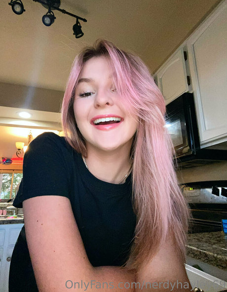 nerdyhayley69 onlyfans sexy