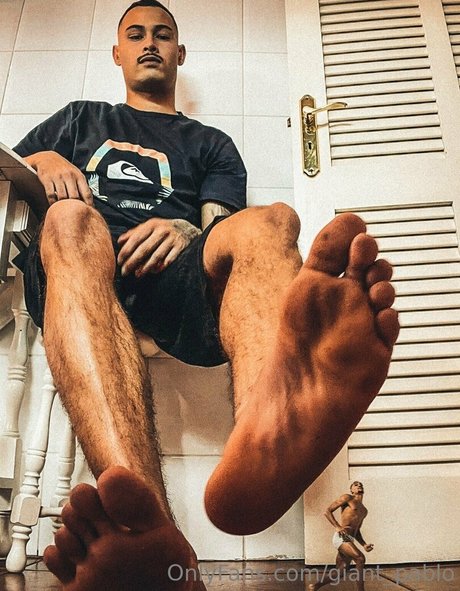 giant pablo onlyfans explicit content