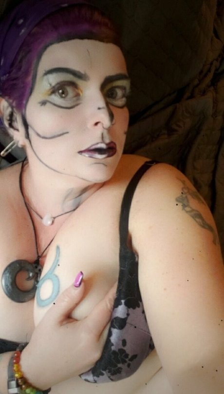 quinzel420 onlyfans content type