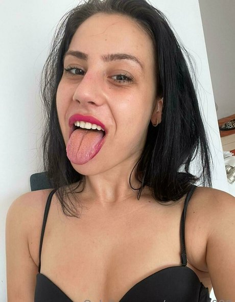 vanessa099 nude onlyfans leaks