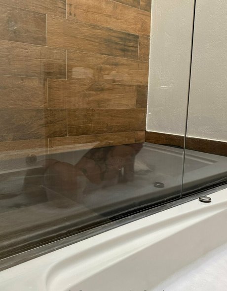 Rafaela Assmann onlyfans content type