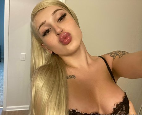 thalunzell leaked onlyfans free