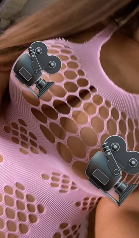 arabella diaz nude onlyfans pics