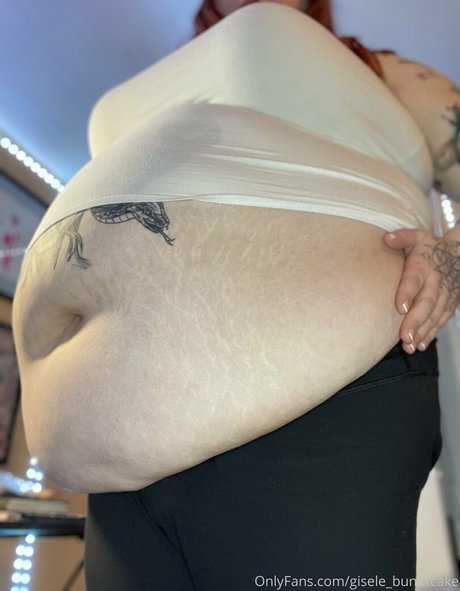 gisele bundtcake only fans leaks