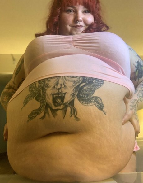 gisele bundtcake Profile pic