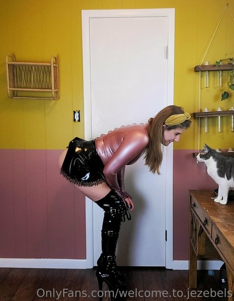 welcome to jezebels naked only fans