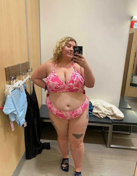 softnsweeet0 onlyfans creator