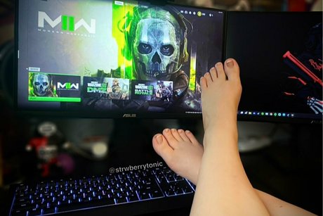 strwberrytonic onlyfans nude pics